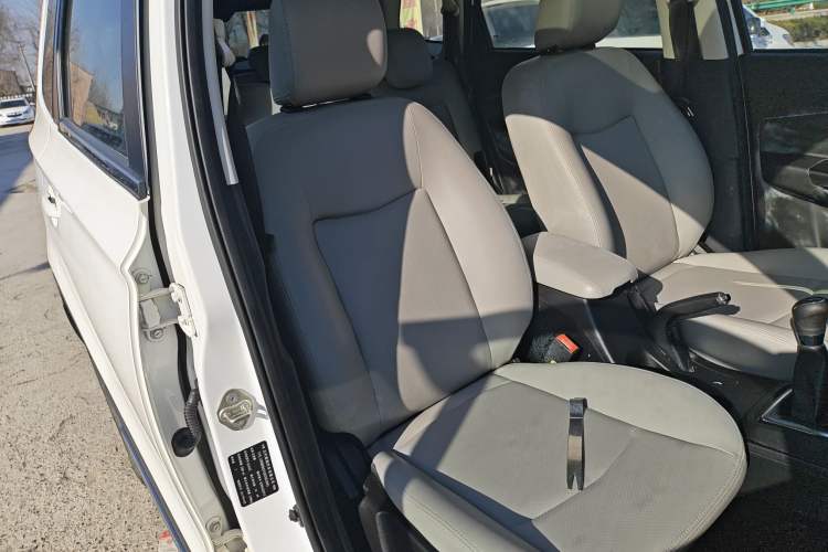 Used HYOSOW S3 2017 1.5L Manual Luxury Model
