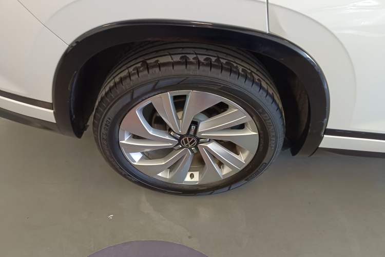 Used Volkswagen Tayron X 2020 330TSI Two-Wheel Drive Luxury Smart Connectivity Version