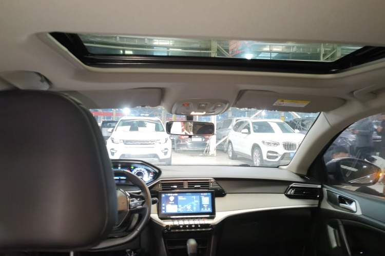 Used Peugeot 408 2022 1.6T Light-Chasing Edition
