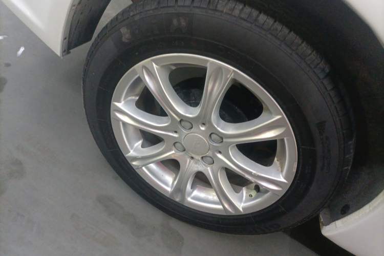 Used Geely Auto Diamond 2016 1.5L Manual Entry-Level Trim