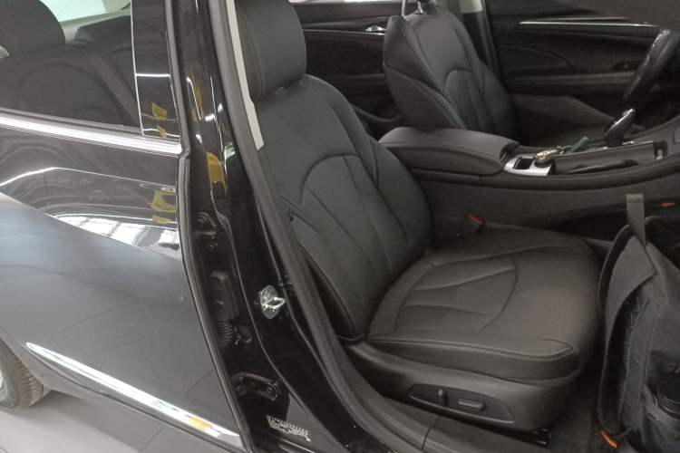 Used Buick LaCrosse 2022 552T Luxury Version
