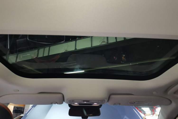 Used Lincoln Z 2022 iXiang Zunyi Edition
