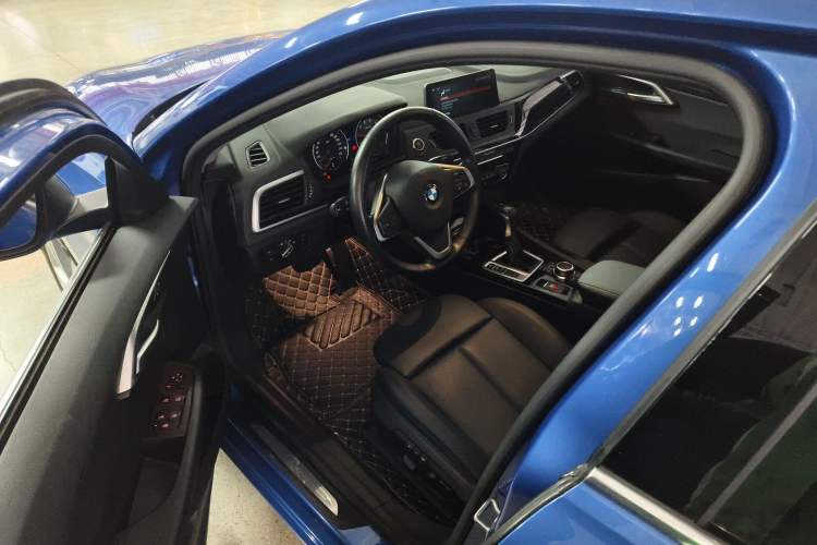 Used BMW 1 Series 2018 118i Design Package Edition