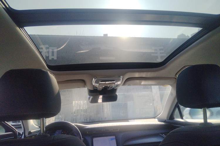 Used Hongqi H5 2023 1.5T HEV Smart Connect Flagship Edition