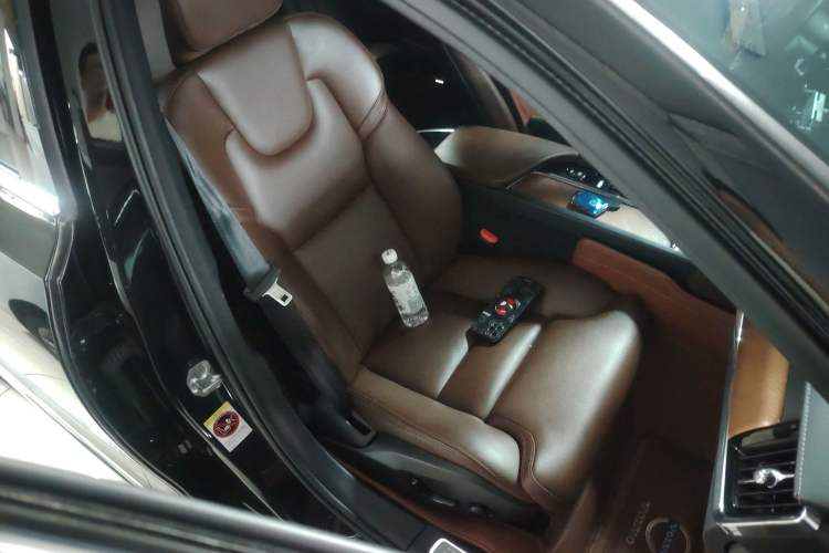 Used Volvo S90 2020 T5 Zhiyi Luxury Edition
