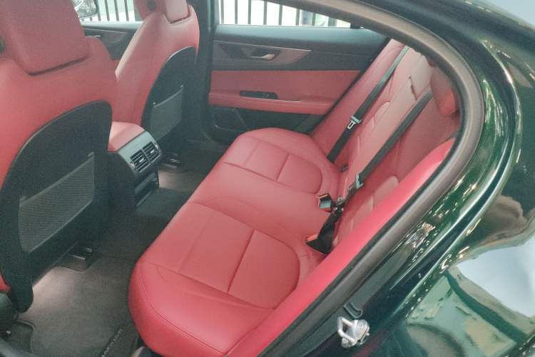 Used Jaguar XEL 2022 2.0T 250 PS R-DYNAMIC S Advanced Sport Edition
