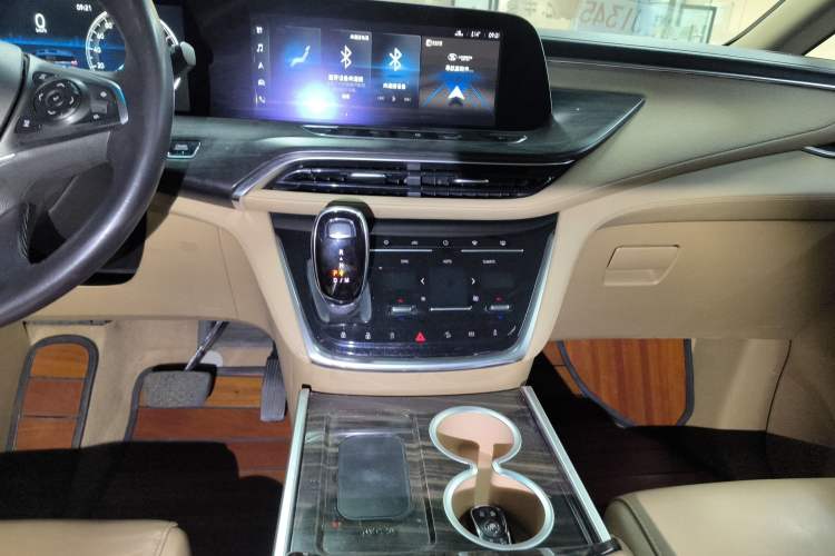 Used Buick GL8 2020 ES Land Cruiser 653T Luxury Model