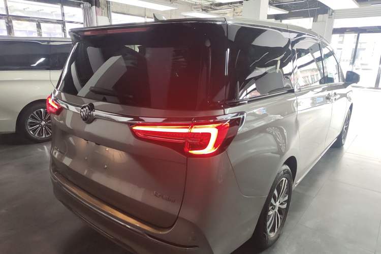 Used Buick GL8 2023 ES Lu Zun Deluxe Model
