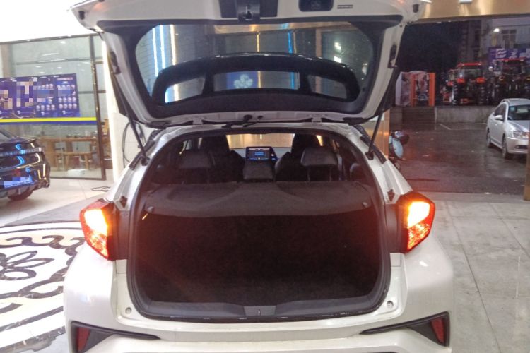 Used Toyota C-HR 2020 2.0L Leading Edition