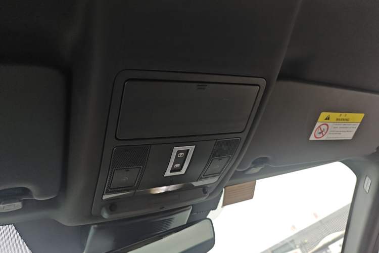 Used Land Rover Discovery Sport 2020 249 PS R-Dynamic Performance Tech Edition 7 Seats