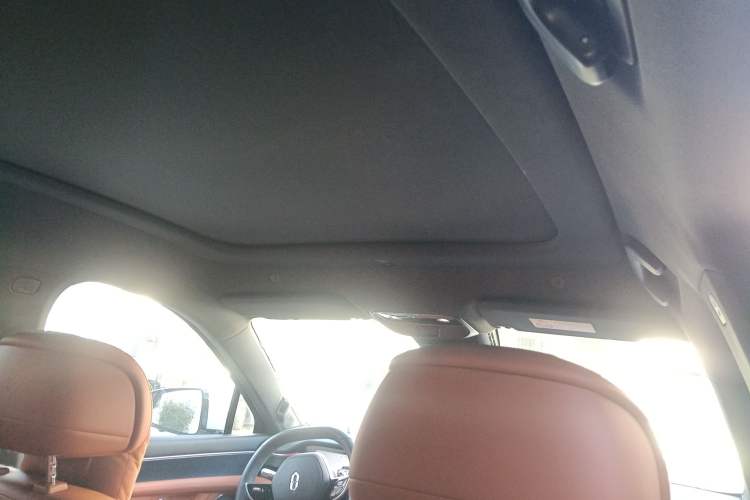 Used Hima AITO M5 2025 Extended-Range Ultra All-Wheel-Drive Version
