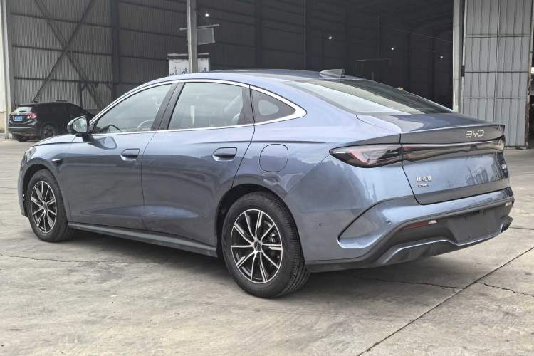 Used BYD Seal 06 New Energy 2025 DM-i Smart Drive 120KM Deluxe Model
