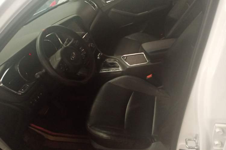 Used Kia K5 2015 2.0L Automatic LUX
