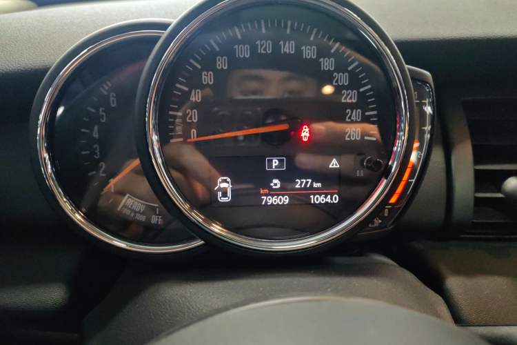 Used  MINI 2016 1.2T ONE Pioneer Edition Five-Door Version
