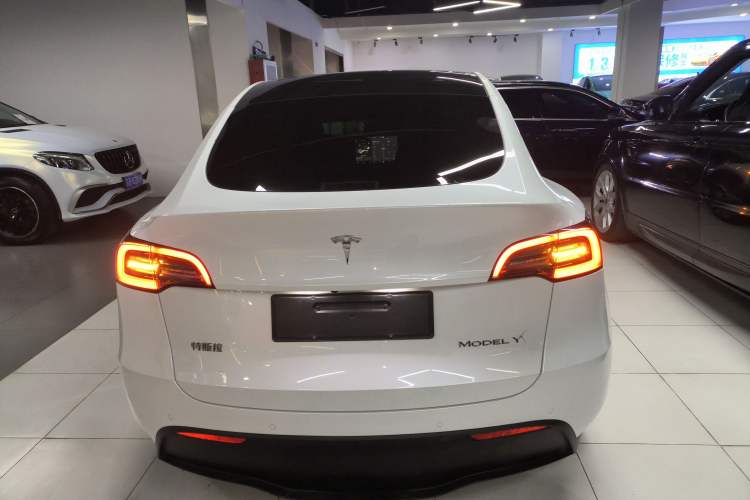 Used Tesla Model Y 2022 Rear-Wheel-Drive Version
