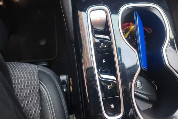 Used Buick Envision 2020 Onix S 652T Two-Wheel Drive Elite Model
