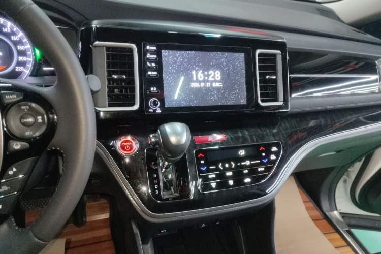 Used Honda Elysion 2019 2.0L Hybrid Luxury Edition