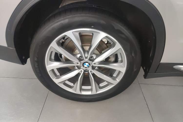 Used BMW X3 2018 xDrive25i Luxury Package China VI Emission Standard
