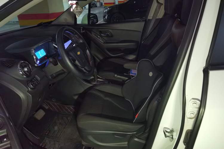 Used Chevrolet Trax 2016 1.4T Automatic Two-Wheel Drive Comfort Version with Sunroof