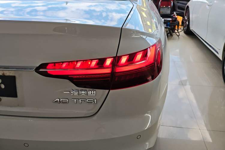 Used Audi A4L 2022 40 TFSI Fashion Dynamic Model
