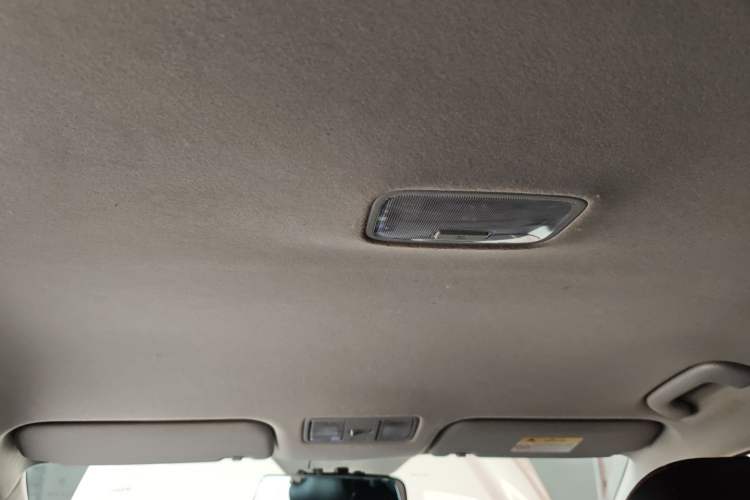 Used Hyundai Celesta 2018 1.6L Automatic GL Enjoyment Edition China VI compliant