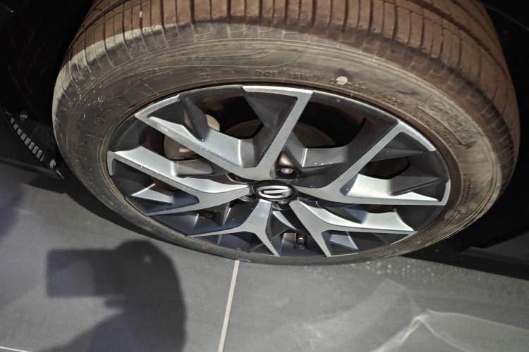 Used GAC Trumpchi EMPOW 2023 Shadow Leopard H Smart Hybrid Edition
