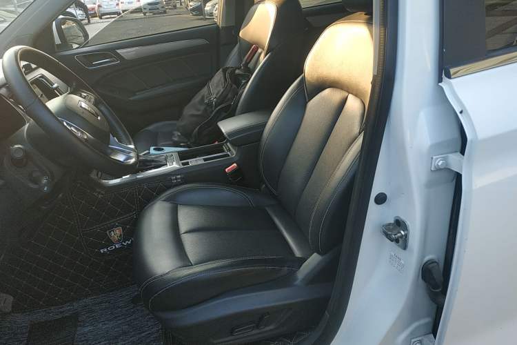 Used Roewe RX5 2019 20T Two-Wheel Drive Automatic 4G Connected Platinum Edition