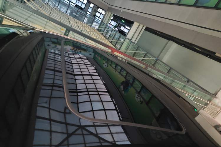 Used Toyota bZ3 2023 616 km Long-Range Premium
