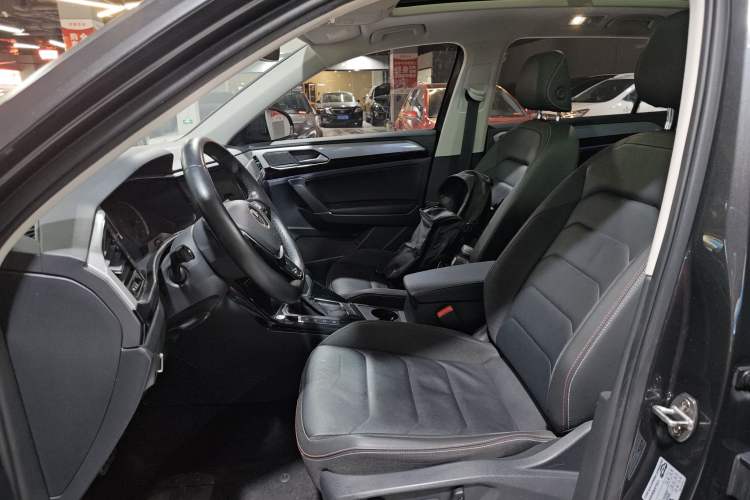 Used Volkswagen Tayron 2021 330TSI Two-Wheel Drive Luxury Smart Connectivity Version