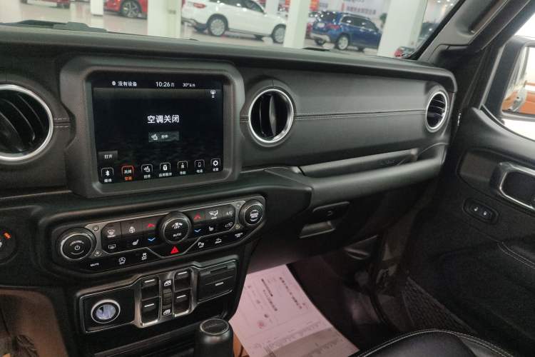 Used  Gladiator 2022 3.6L Pioneer Edition
