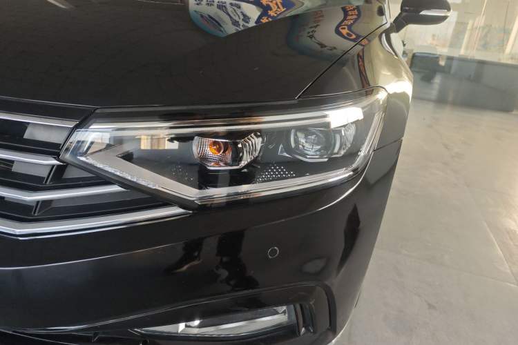 Used Volkswagen Magotan 2020 280TSI DSG Comfort Edition
