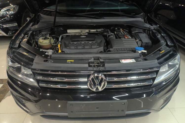 Used Volkswagen Tiguan L 2018 330TSI Automatic Two-Wheel Drive Luxury Edition
