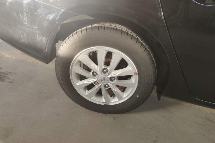 Used Hyundai Celesta 2015 1.6L Manual Comfort Model