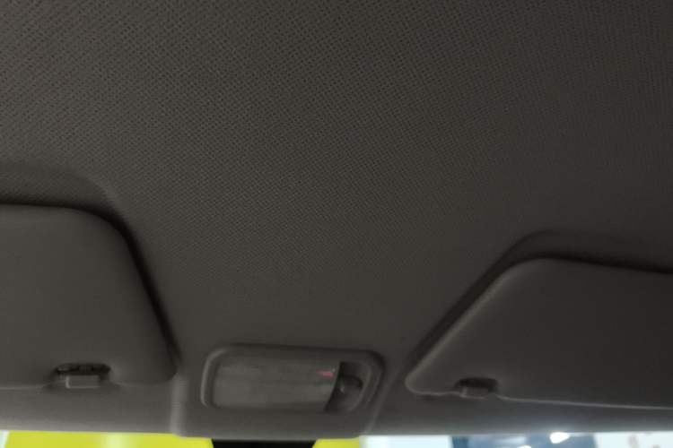 Used Wuling Hongguang MINIEV 2021 Macaron Premium Model – Lithium Iron Phosphate
