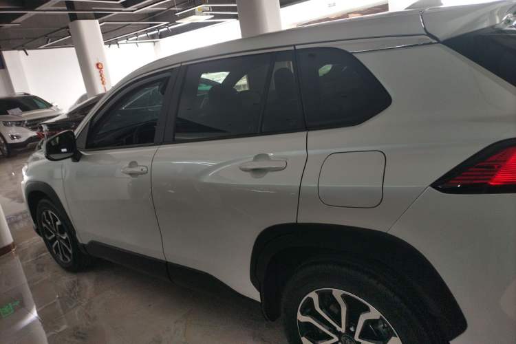 Used Toyota FRONTLANDER 2023 2.0L CVT Luxury Edition
