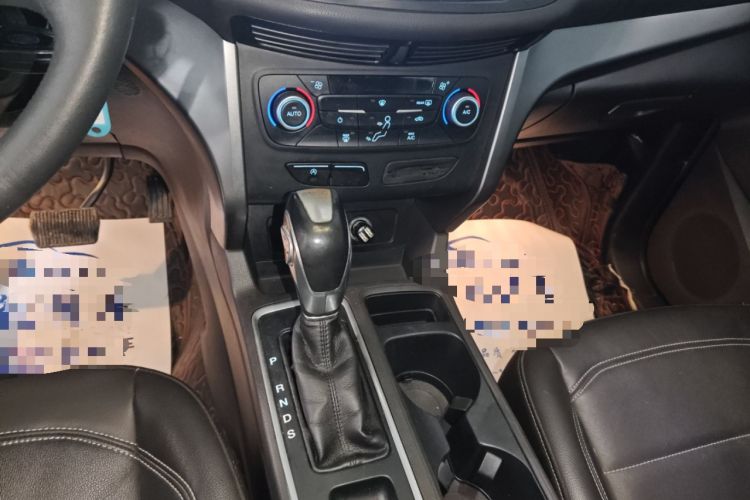 Used Ford Kuga 2018 EcoBoost 180 Two-Wheel-Drive Platinum Edition
