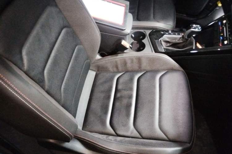 Used Volkswagen Tayron 2021 330TSI Two-Wheel-Drive 3rd Anniversary Limited Edition
