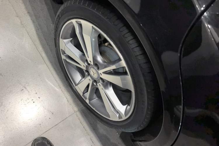 Used Mercedes-Benz E-Class 2015 E 320 L 4MATIC
