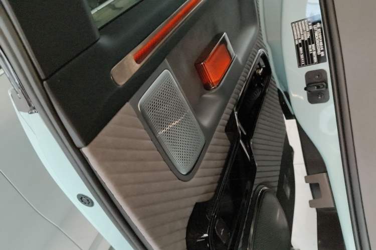 Used Zeekr MIX 2025 Long-Range Intelligent Driving Edition
