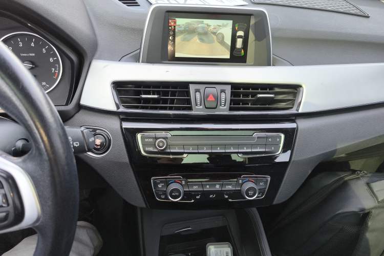 Used BMW X1 2016 sDrive18Li Premium Edition