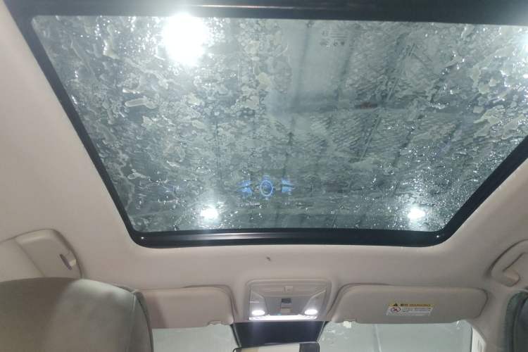 Used Hongqi HS5 2022 Revised Version 2.0T Smart Connect Flagship Edition
