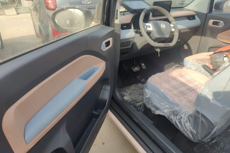 Used Chery QQ Ice Cream 2025 205km Qi Energy Version
