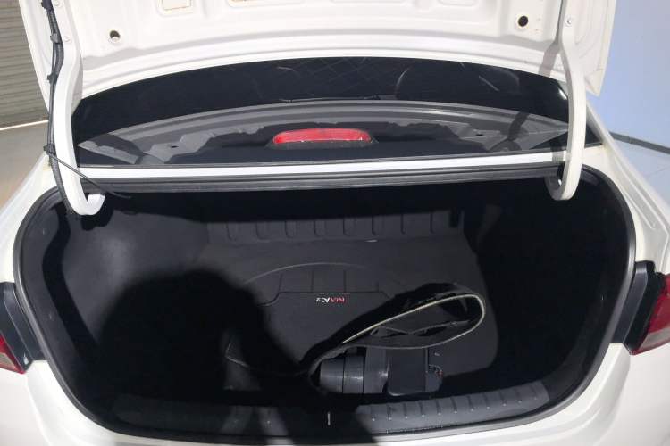 Used Kia K2 2017 Sedan 1.4L Manual Transmission GLS
