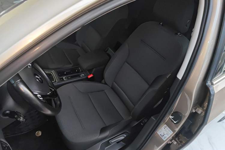 Used Volkswagen Golf 2015 1.4TSI Automatic Comfort Model
