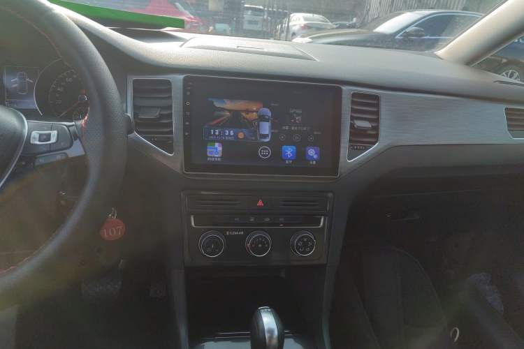 Used Volkswagen Golf Sportsvan 2016 230TSI Automatic Trend Edition
