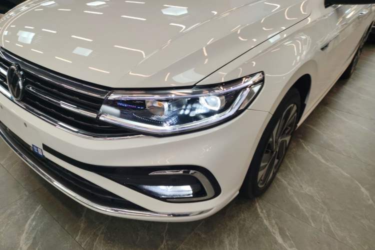 Used Volkswagen Bora 2023 300TSI DSG Prestige Edition