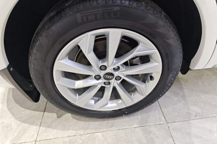 Used Audi Q5L 2022 40T Luxury Dynamic Model