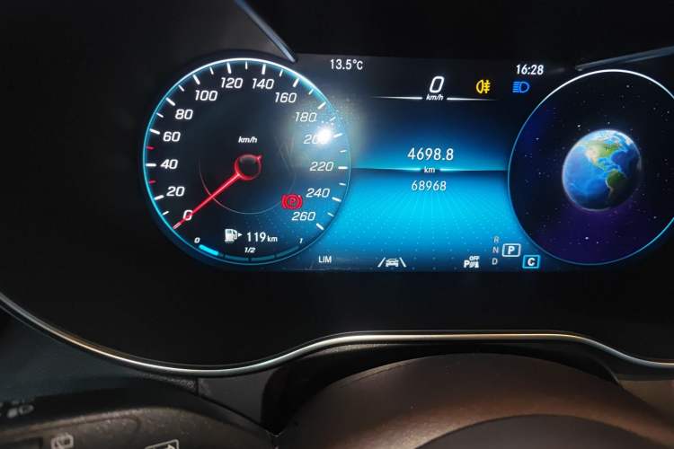 Used Mercedes-Benz GLC 2022 Refreshed GLC 300 L 4MATIC Dynamic Edition
