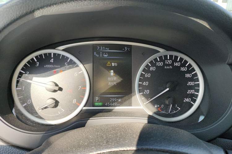 Used Nissan Tiida 2016 1.6L CVT ZhiZun Edition