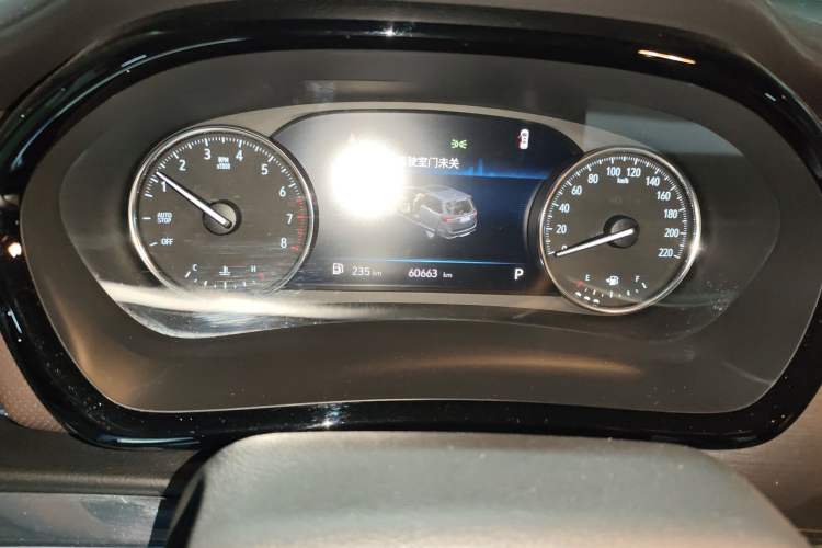 Used Buick GL8 2022 Land Business Class 652T Luxury Model